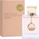 Perfume Armaf Club de Nuit Woman EDP 105 ml frasco rosado con detalles metálicos y cadena plateada